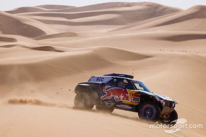 #300 X-Raid Mini JCW Team: Carlos Sainz, Lucas Cruz