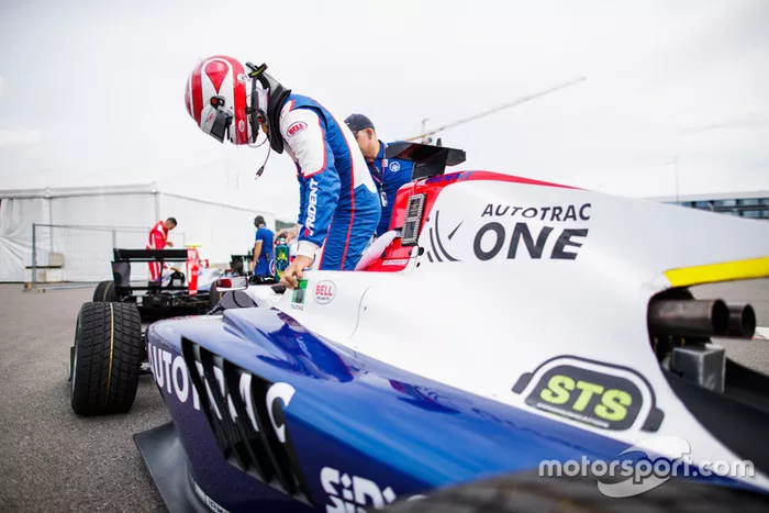 Pedro Piquet, Trident