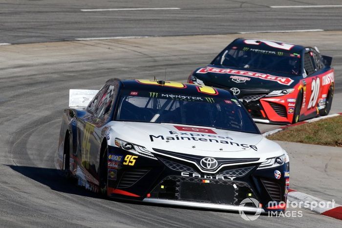 Matt DiBenedetto, Leavine Family Racing, Toyota Camry Toyota Express Maintenance