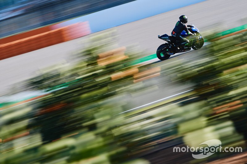 Lewis Hamilton, Yamaha MotoGP YZR-M1