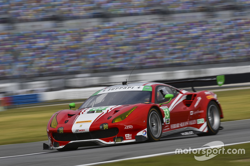 #63 Scuderia Corsa Ferrari 488 GT3: Christina Nielsen, Alessandro Balzan, Sam Bird, Matteo Cressoni