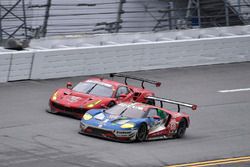 #68 Ford Performance Chip Ganassi Racing Ford GT: Billy Johnson, Stefan Mücke, Olivier Pla, #62 Risi Competizione Ferrari 488 GTE: Toni Vilander, Giancarlo Fisichella, James Calado