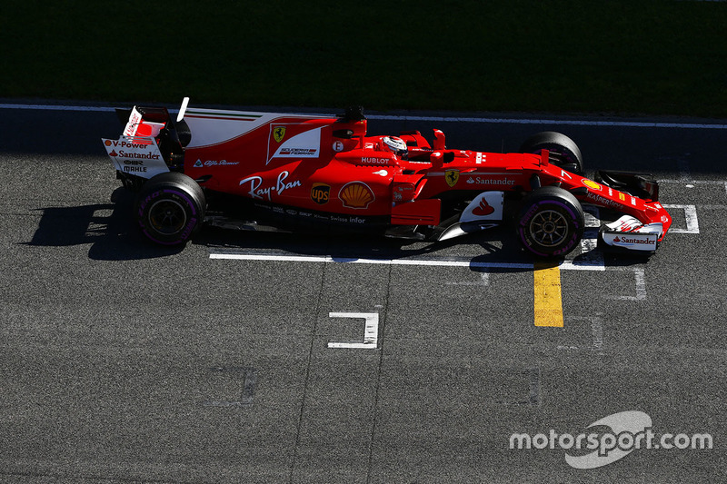 1º Kimi Raikkonen, Ferrari SF70H, 1m18.634s (superblandos)