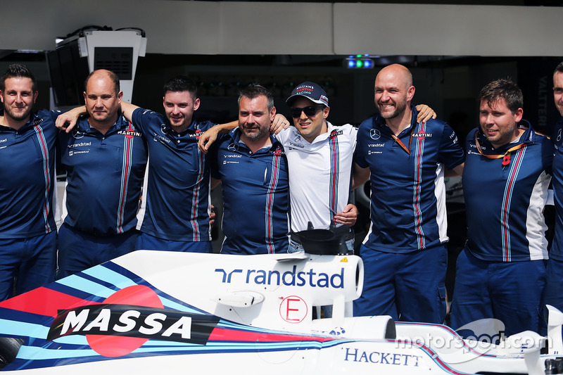 Felipe Massa, with a specially liveried Williams FW38 marking his retirement from F1