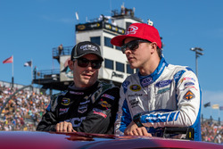 Casey Mears, Germain Racing Chevrolet, Trevor Bayne, Roush Fenway Racing Ford