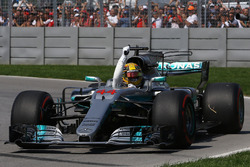 Race winner Lewis Hamilton, Mercedes-Benz F1 W08