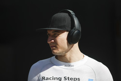 Джейк Денніс, Carlin, Dallara F317 - Volkswagen