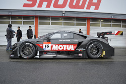 #16 チーム無限 NSX-GT