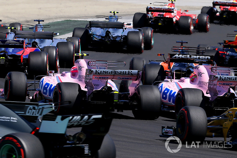 Sergio Pérez, Sahara Force India VJM10, Esteban Ocon, Sahara Force India VJM10