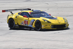 #4 Corvette Racing Chevrolet Corvette C7.R: Oliver Gavin, Tommy Milner, Marcel Fässler