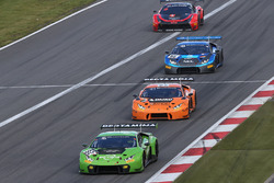 #82 GRT Grasser Racing Team Lamborghini Huracan GT3: Tom Dillmann, Rolf Ineichen