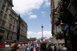 Strecke für F1-Showrun am Trafalgar Square in London