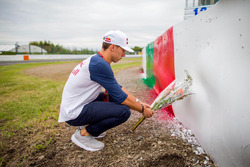 Pierre Gasly rinde un homenaje a Jules Bianchi