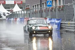 Teilnehmer und Zuschauer trotzten dem schlechten Wetter in Arosa.