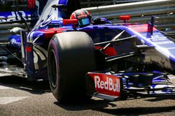 Даниил Квят, Scuderia Toro Rosso STR12