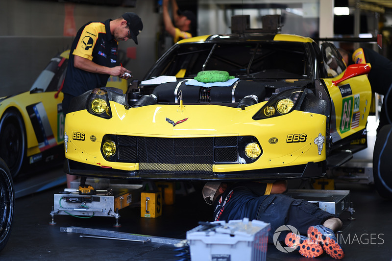 №64 Corvette Racing Corvette C7.R: Оливер Гэвин, Томми Милнер, Марсель Фесслер