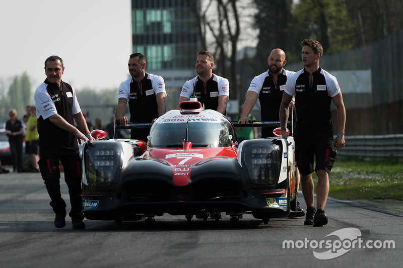 #7 Toyota Gazoo Racing Toyota TS050 Hybrid: Mike Conway, Kamui Kobayashi, Yuji Kunimoto