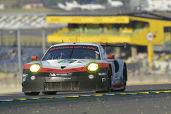 №91 Porsche Team Porsche 911 RSR: Рихард Лиц, Фредерик Маковецки, Патрик Пиле