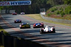 #2 Porsche Team Porsche 919 Hybrid: Timo Bernhard, Earl Bamber, Brendon Hartley