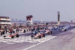 Pole: James Hunt, McLaren M23 Ford, Niki Lauda Ferrari 312T2