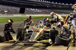 Will Power, Team Penske Chevrolet, pit stop, crew