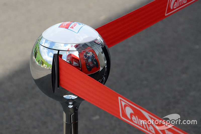Paddock atmosphere