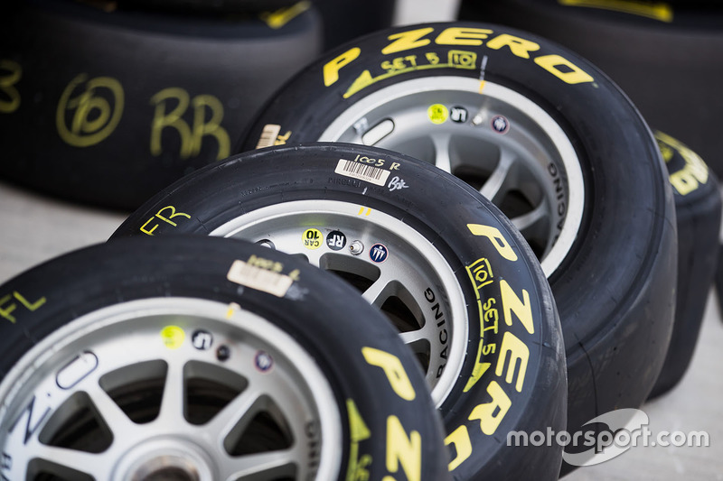 Pirelli tyres