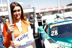 Grid girl