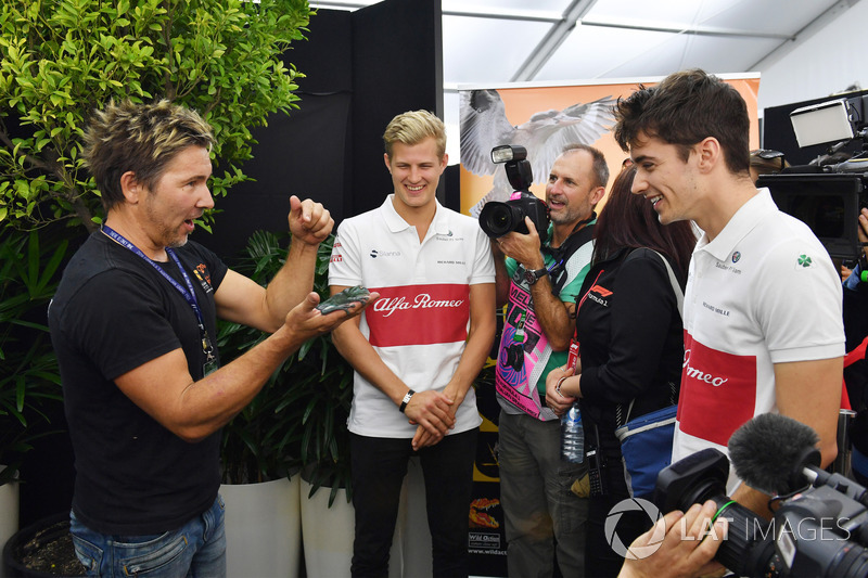 Marcus Ericsson, Sauber e Charles Leclerc, Sauber con un rospo