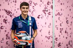George Russell, Sahara Force India posa con il suo casco