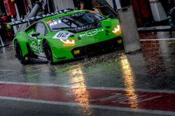 #82 GRT Grasser Racing Team Lamborghini Huracan GT3: Loris Hezemans, Franckb Perera