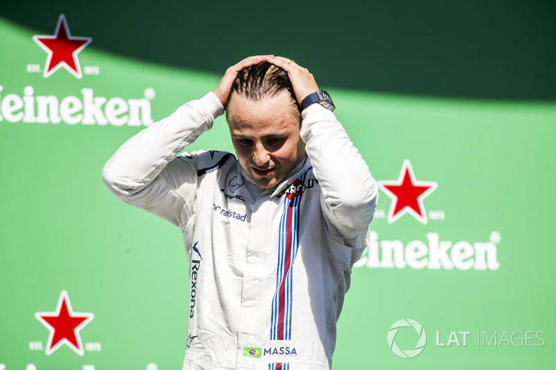 Felipe Massa, Williams, waves from the podium whilst celebrating after his final home Grand Prix