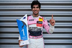 Le vainqueur Jehan Daruvala, Carlin