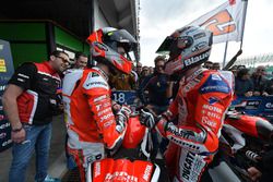 Il secondo classificato Matteo Ferrari, Barni Racing e il vincitore Michele Pirro, Barni Racing