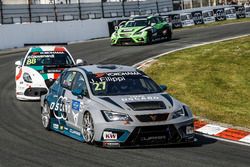 John Filippi Team OSCARO by Campos Racing Cupra TCR