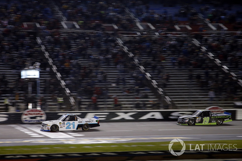 Johnny Sauter - CWTS Texas - 0.170 margin of victory