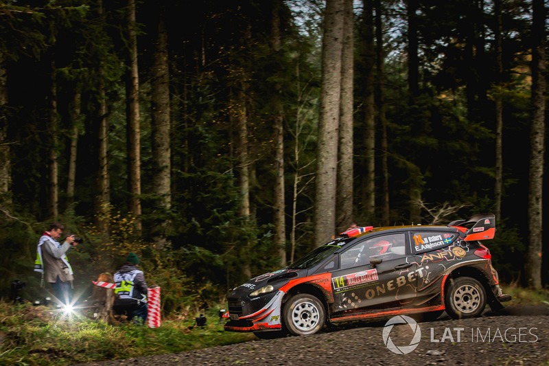 Мадс Остберг и Эмиль Аксельссон, Ford Fiesta WRC