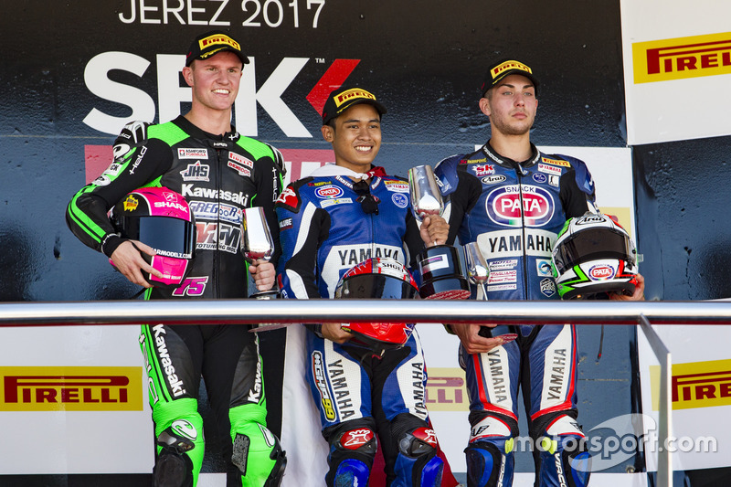 Podium: Race winner Galang Hendra, Yamaha, second place Scott Deroue, Kawasaki, third place Alfonso Coppola, Yamaha