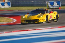 #4 Corvette Racing Chevrolet Corvette C7.R: Oliver Gavin, Tommy Milner