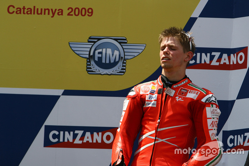Stoner, terceiro colocado na prova, sofreu um mal estar ainda durante a corrida e teve de ser amparado por membros da Ducati antes de subir ao pódio.