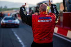 #10 Hofor-Racing Mercedes SLS AMG GT3: Michael Kroll, Christiaan Frankenhout, Kenneth Heyer, Roland Eggimann, Chantal Kroll