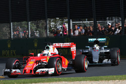 Sebastian Vettel, Ferrari SF16-H and Lewis Hamilton, Mercedes AMG F1 Team W07