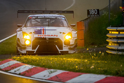 Crash for #24 Team Zakspeed, Nissan GT-R Nismo GT3: Marc Gassner, Florian Strauß, Tom Coronel