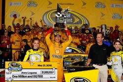 Joey Logano, Team Penske Ford racewinnaar