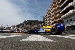 Nicholas Latifi, DAMS