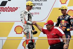 Podium: race winner Francesco Bagnaia, Aspar Team Mahindra Moto3, Mufaddal Choonia, Aspar Team Mahin