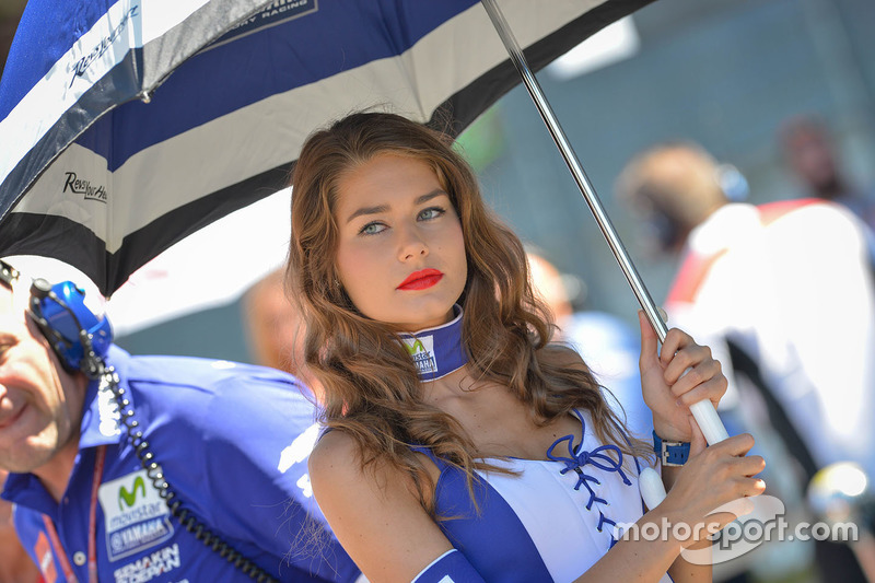Lovely Suzuki girl