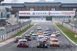 China Cup start action