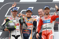 Podium : le vainqueur Marc Marquez, Repsol Honda Team, le deuxième, Cal Crutchlow, Team LCR Honda, le troisième, Andrea Dovizioso, Ducati Team