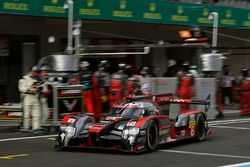 #8 Audi Sport Team Joest Audi R18 e-tron quattro: Lucas di Grassi, Loic Duval, Oliver Jarvis